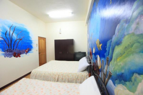 Отель Cup Runneth B&B  Хуален